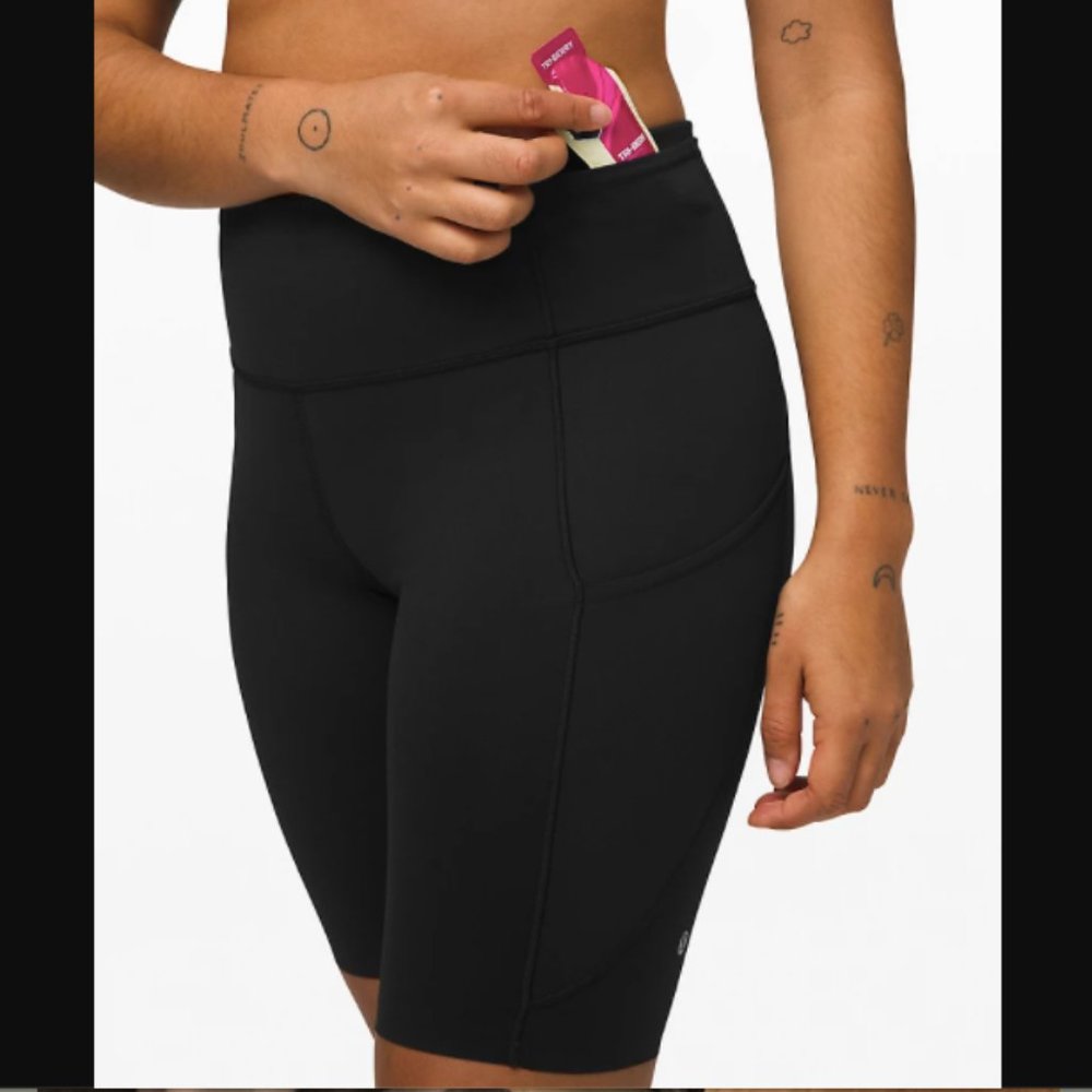Lululemon Fast and Free Short 10" Cool Black Run